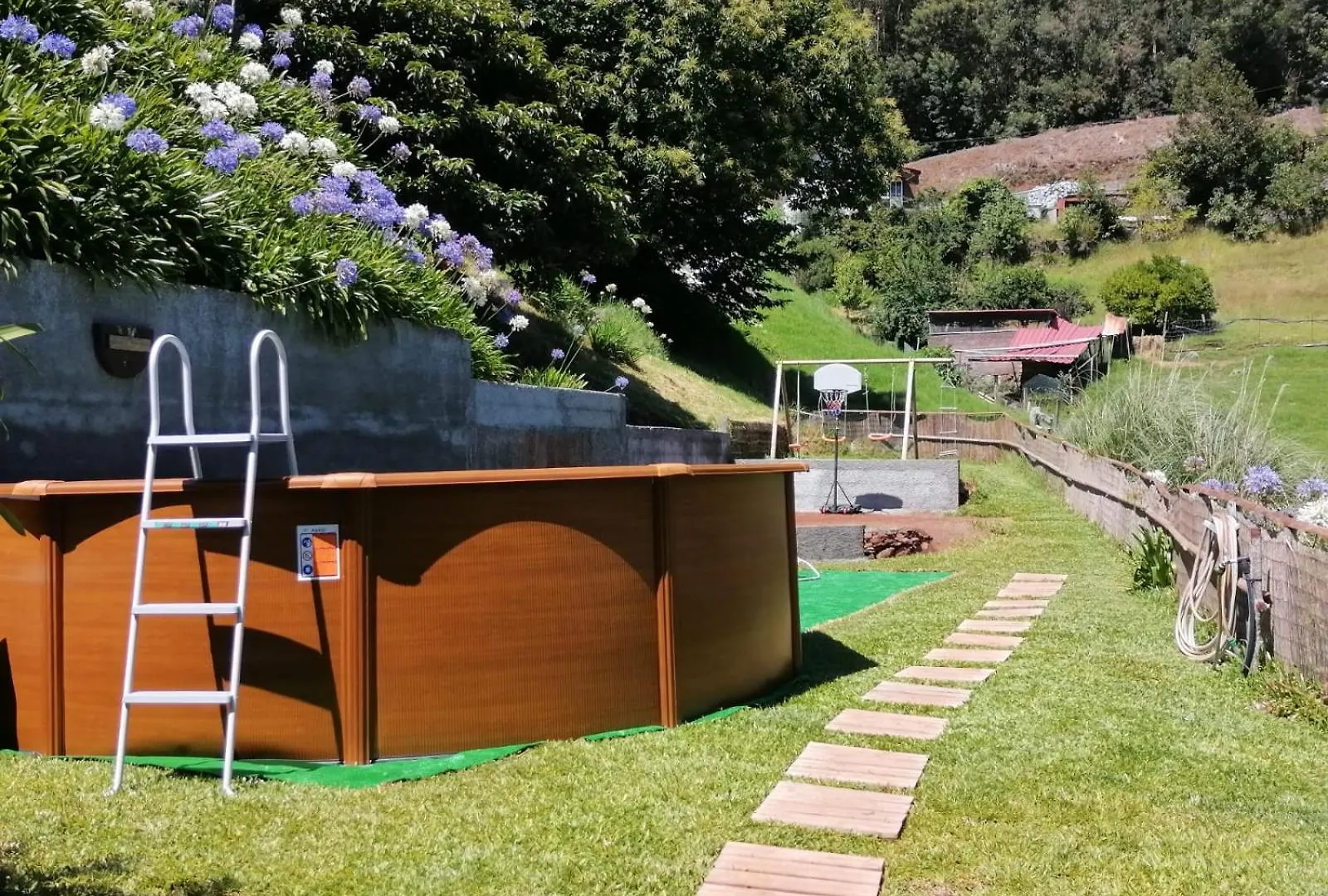 Cantinho Rural Camacha  Holiday home